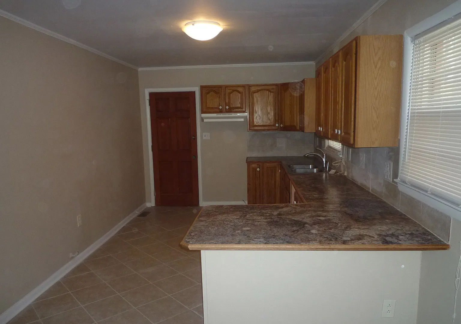 Adorable Three Bedroom Home in North Charlotte! — Photo 3