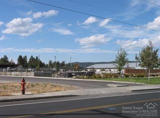 631 SE Woodland Blvd, Bend, OR 97702