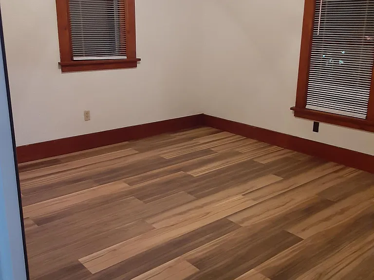 1389 Main St — Photo 3