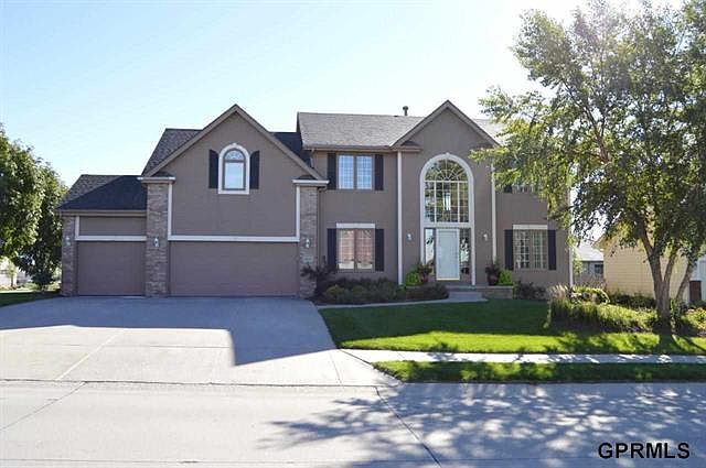 1st image of 5821 N 160th Ave
