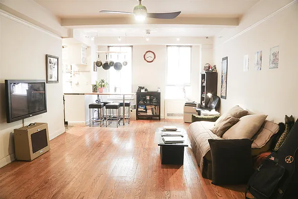 Sold by Marion Bass, Inc. | media 3