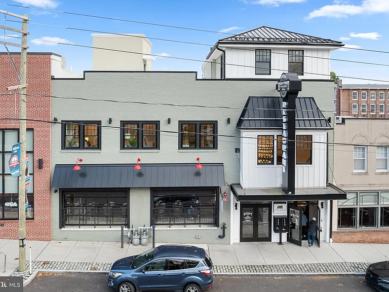 30 W Broad St #5 — Photo 33