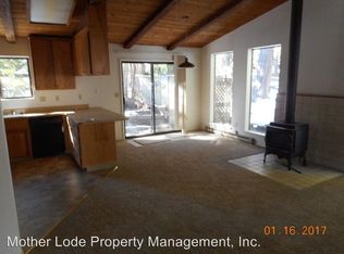 19939 Middle Camp Rd, Twain Harte, CA 95383