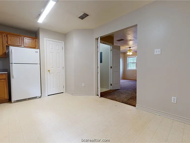306 Cherry St #B — Photo 6