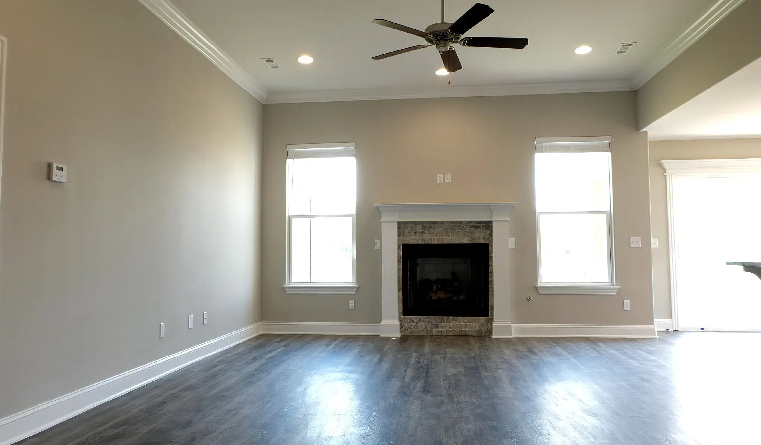 3 bed, 2.0 bath, 1525 sqft, $1,799 — Photo 4