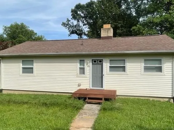 455 East Dr, Oak Ridge, TN 37830