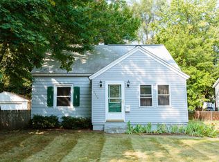 2839 Charlesgate Ave SW, Wyoming, MI 49509