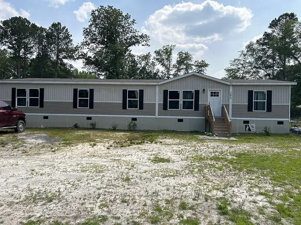 204 Water Tank Rd, Pelion, SC 29123