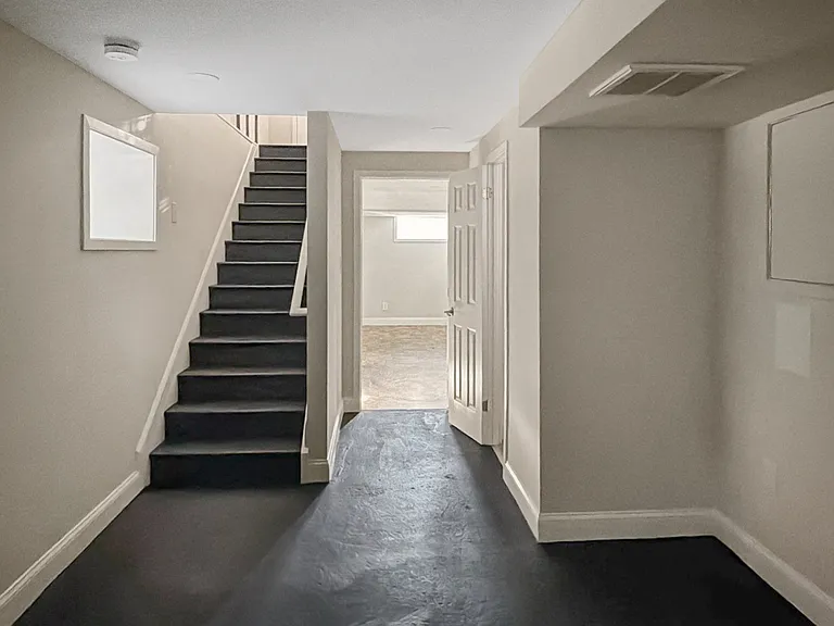 265 S Hilton St — Photo 13