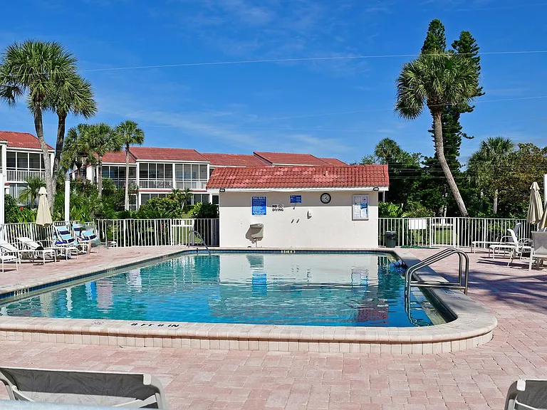 7085 Gulf Of Mexico Dr #21 — Photo 30