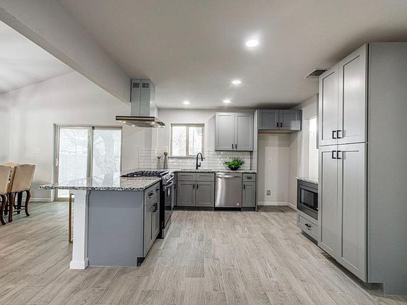 5th image of 8660 Camfield Way