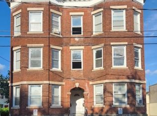 18 S Whitney St APT 2N, Hartford, CT 06106