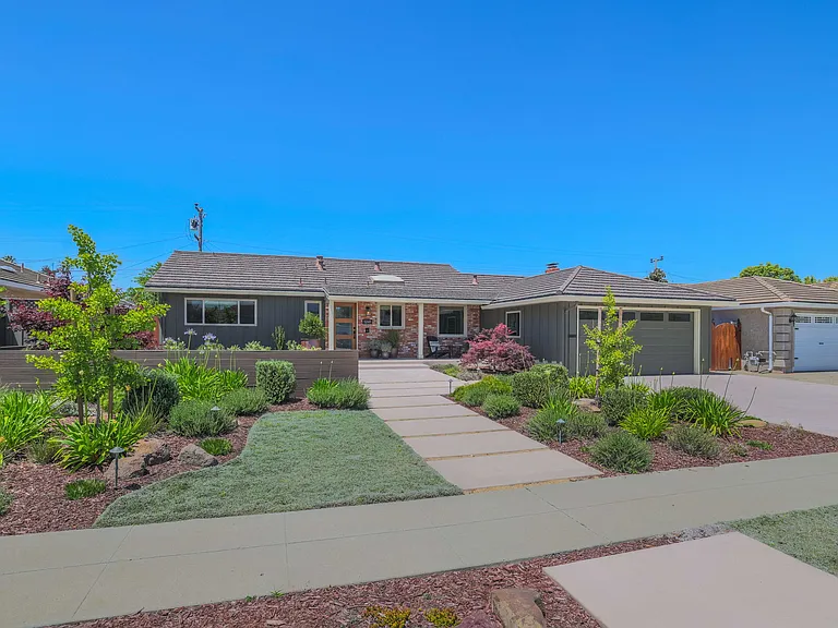 5249 Vernon Ave — Photo 1