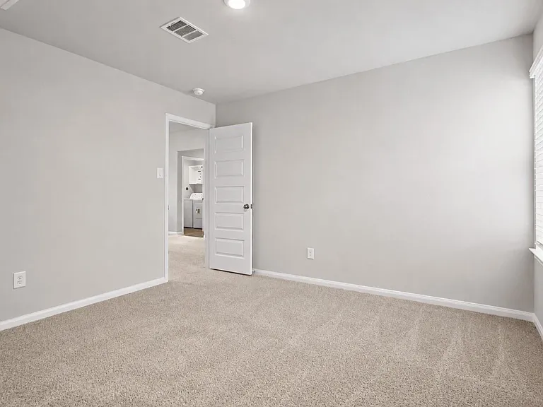 13549 Sauger Ct — Photo 37