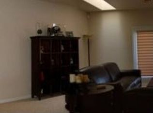 1517 Mission Dr, Lemoore, CA 93245