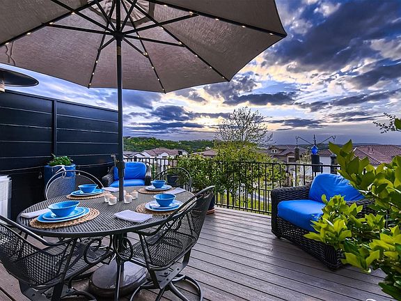 5th image of 404 Marina View Way