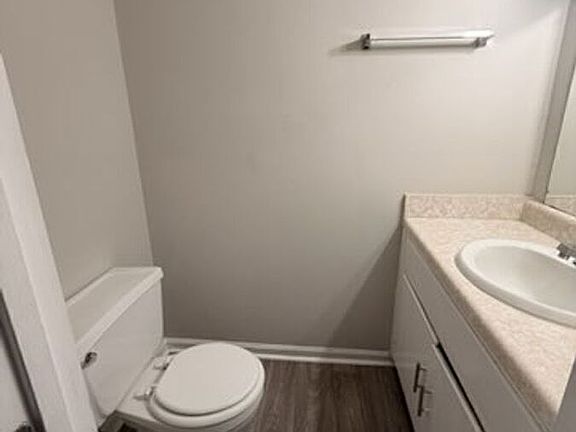 5th image of 227 Highland Park Dr