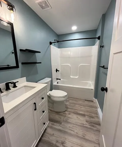319 S Main St #2 — Photo 4