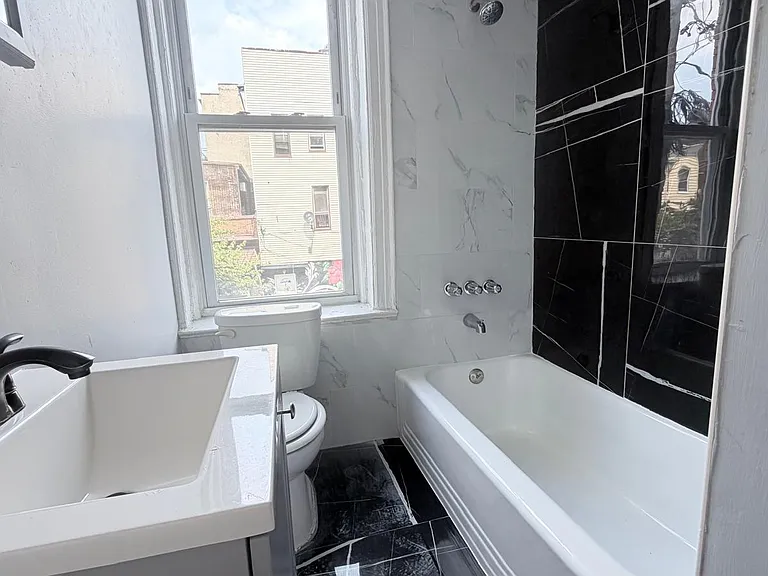 401 Central Ave #1E — Photo 6