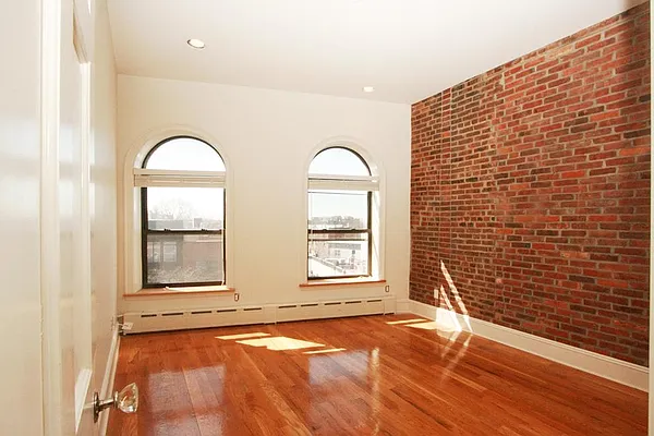 Rented by Corcoran | media 75