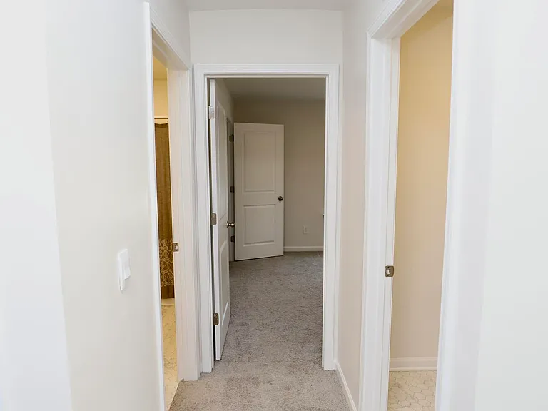 352 Sandbach Rd — Photo 30