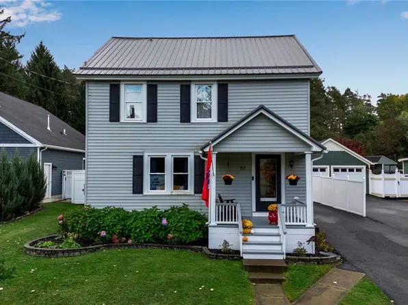 57 Prospect Ave, Springville, NY 14141