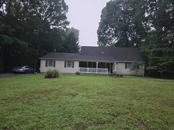 42 Wheatsheaf Rd, Shamong Township, NJ 08088
