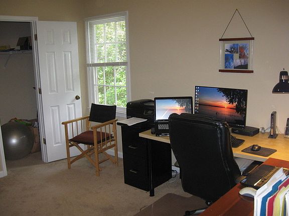 4th image of 132 Plantation Trc