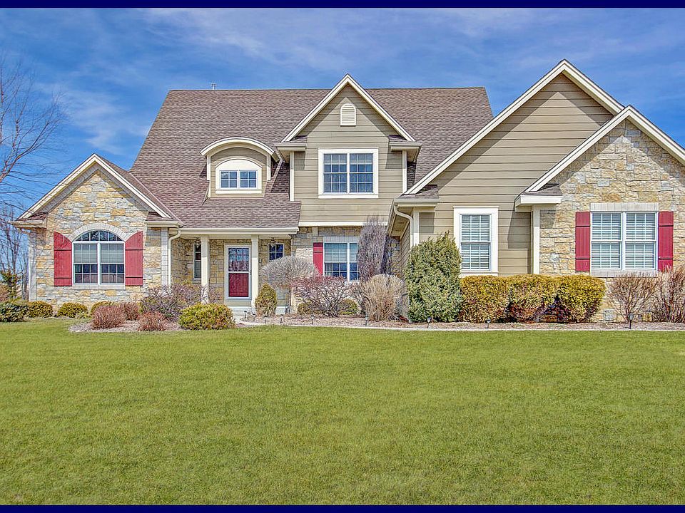 1st image of 2355 Stonehedge Dr