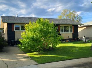 885 Cottonwood Ave, Strathcona County, AB T8A1Z3