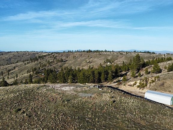 3rd image of 180 Harmony Heights Road