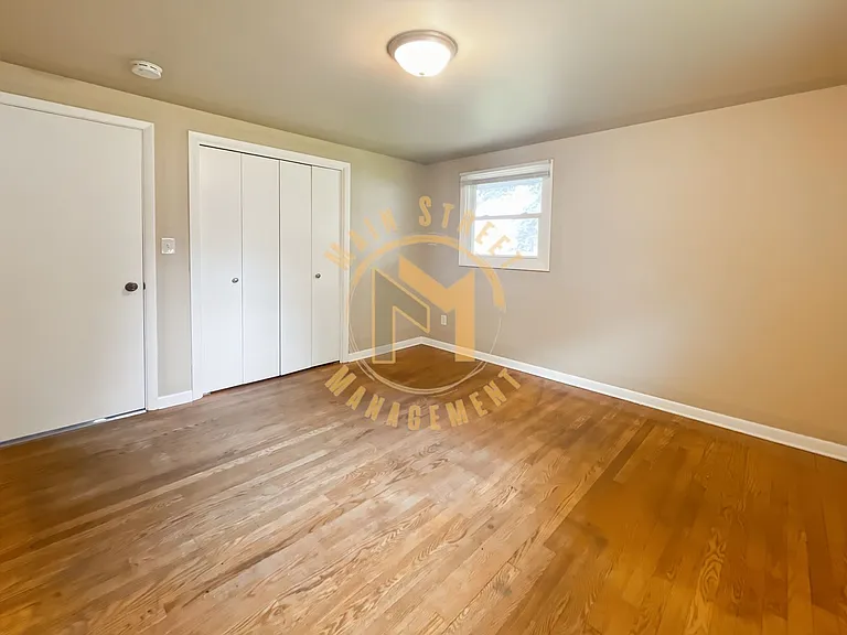 1849 Western Ave — Photo 13