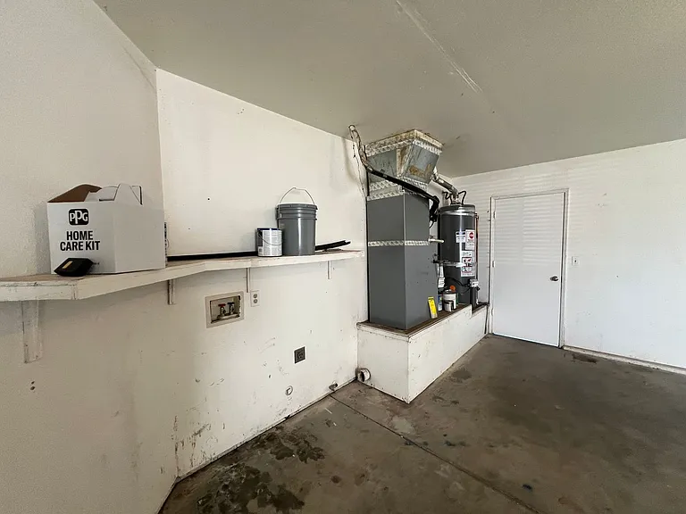 1513 Prospect Ln — Photo 34