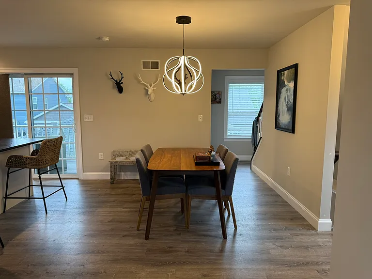 4 Pacific Blvd — Photo 5