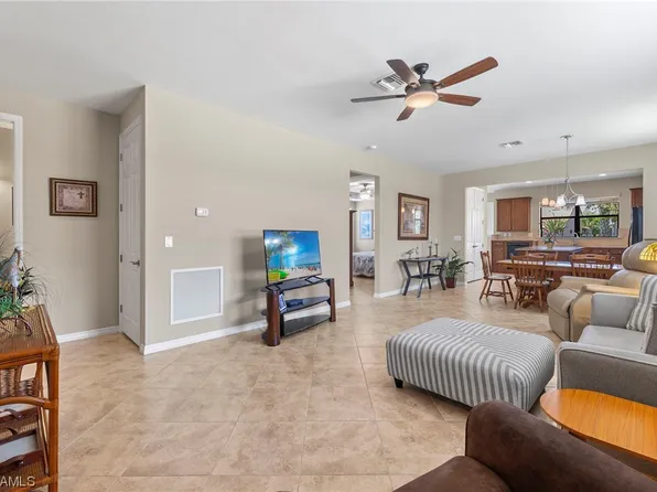 10964 Glenhurst St, Fort Myers, FL 33913
