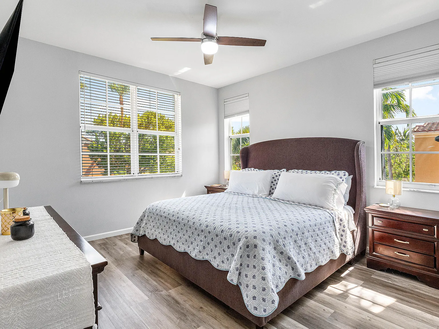 2 bed, 2.0 bath, 1174 sqft, $2,200 — Photo 4