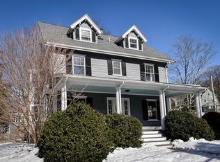 11 Woodlawn Ave, Wellesley, MA 02481