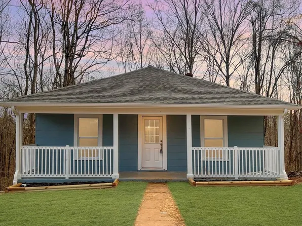 51 Crystal View Ln, Bassett, VA 24055