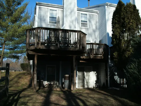 349 Crescendo Way, Silver Spring, MD 20901