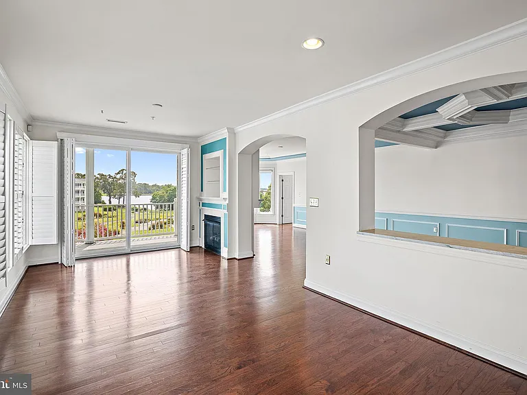 4700 Water Park Dr #J — Photo 17