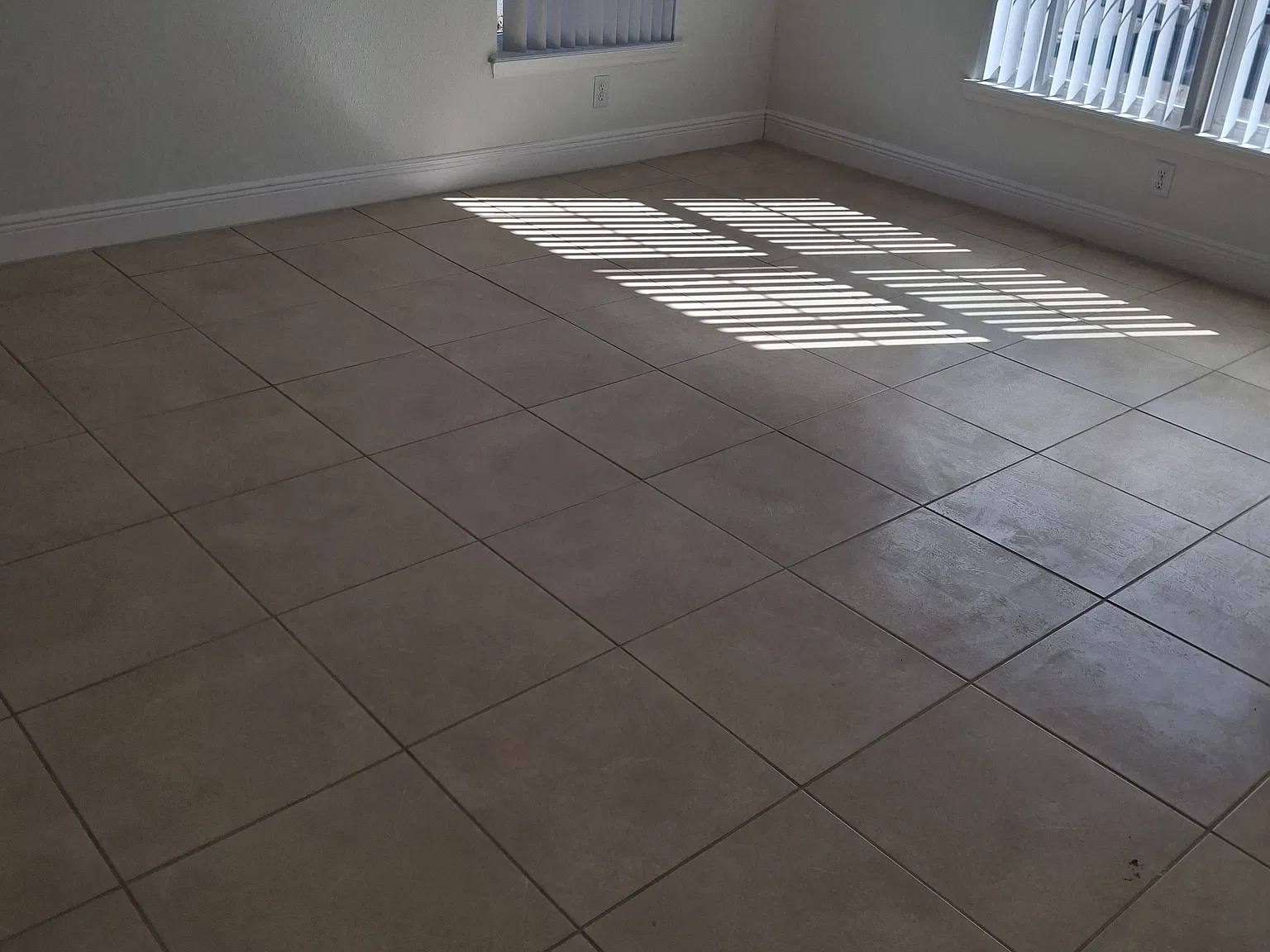 2211 Shantiniketan Blvd — Photo 2