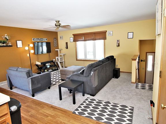 4th image of 616 Brookstone Way
