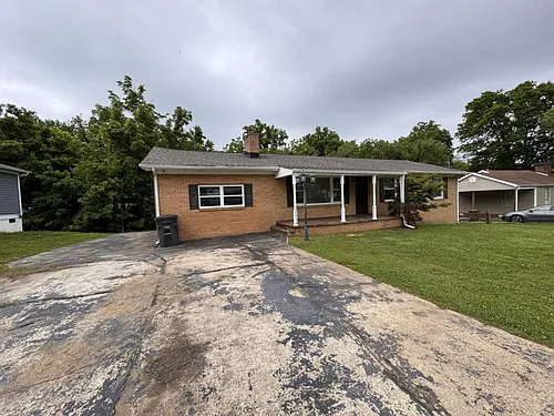 2520 Boyds Bridge Pike Photo 1