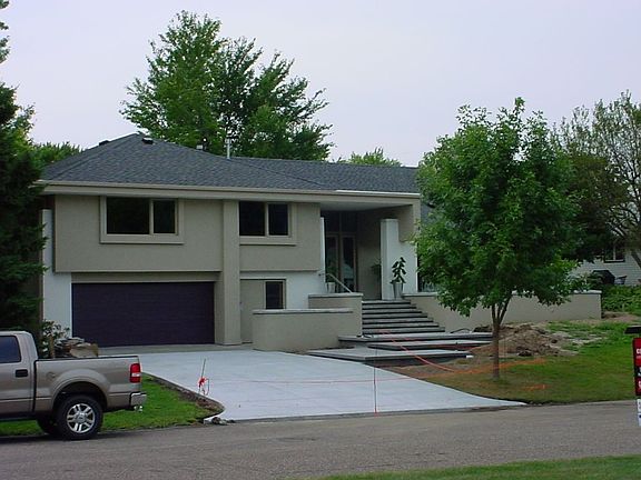 Front of House (East view)