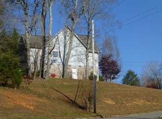 309 Branch Ln, Clinton, TN 37716