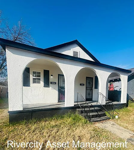 667 Marechalneil St Photo 1
