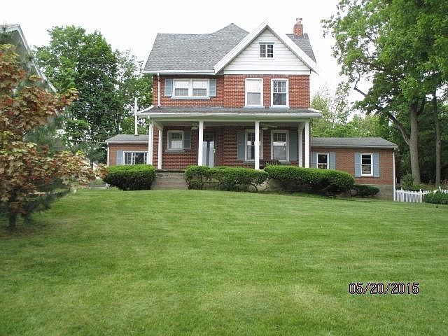 1st image of 3714 Lakeside Dr
