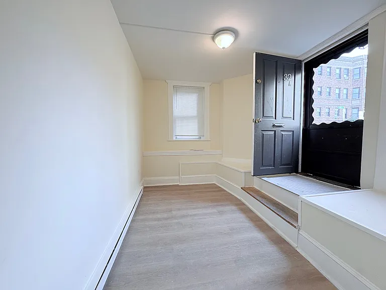 32A Glenville Ave #32A — Photo 9