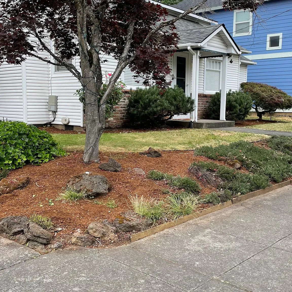 1629 N Colfax St — Photo 4