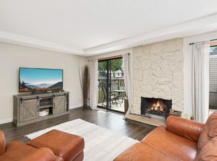 1253 Wagon Wheel Rd, Hopkins, MN 55343